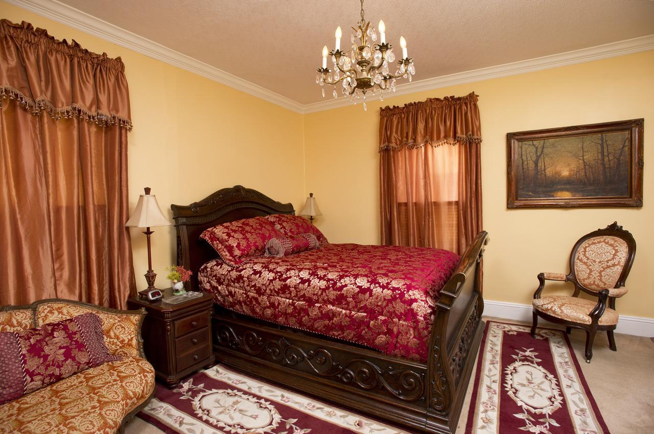 Historic Sion Bass Guest House Fort Wayne Exterior photo